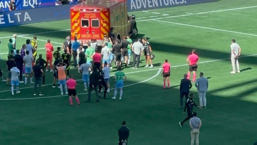 Rreth i shkurtër rreth Stefan Frei: Portieri i Zvicrës MLS me Ambulancën e Hequr