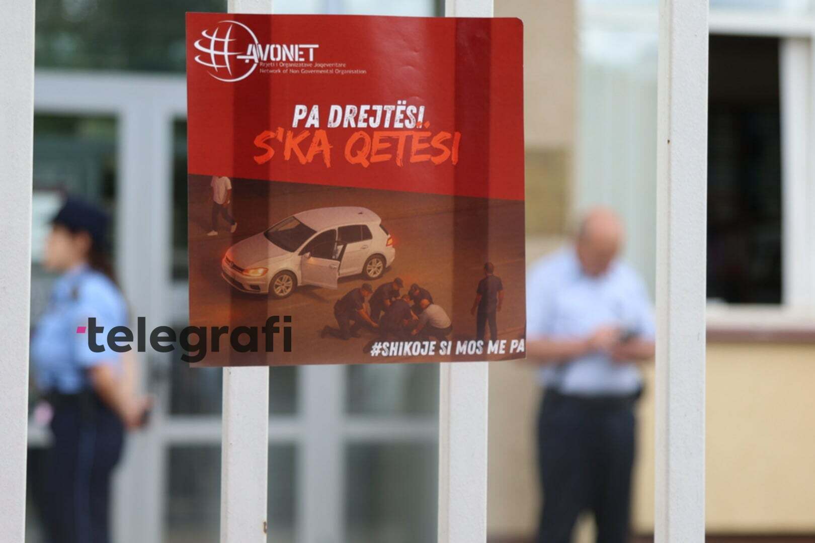 “Pa drejtësi s’ka qetësi”, aksion para Gjykatës Themelore në Lipjan për vdekjen e Agon Zejnullahut