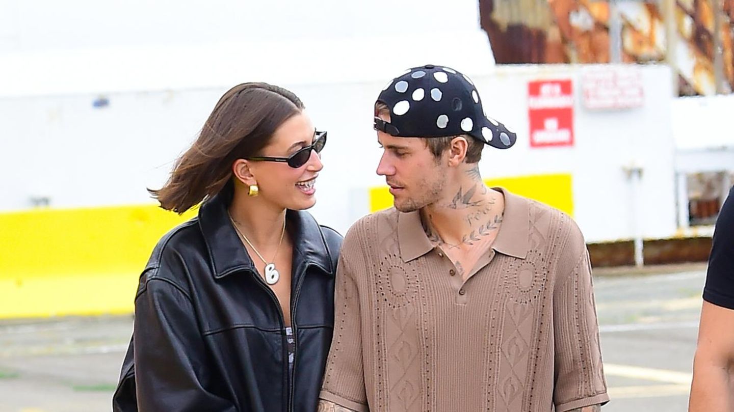 Justin Bieber: Justin Bieber ndan foto intime familjare për lëshimin