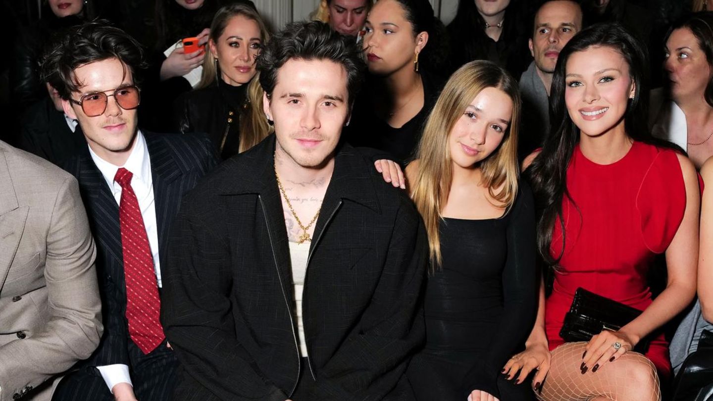 Brooklyn Peltz Beckham: Brooklyn Beckham papritmas ndjek vëllezërit e tij në Instagram – Nicola lëviz pas