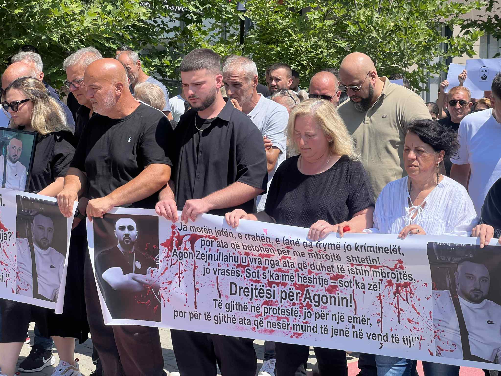 “Agoni u vra nga ata që duhej ta mbronin”, nis protesta në Lipjan për rastin e 27 vjeçarit Agon Zejnullahu