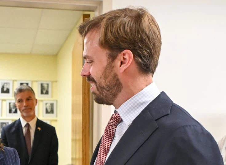 Kurti takohet sonte në Prishtinë me ndihmëssekretarin e Shtetit