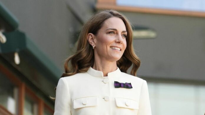 1752338271_news_image_image.gala_.de24416796tVFv5w1440r1.7778kateoberkoerper.jpg.jpeg