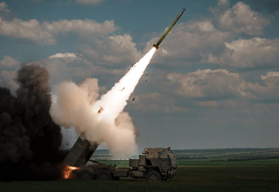 “Predha e raketa balistike”, Kievi ngre alarmin: Rusia po na vret me armët e Koresë së Veriut