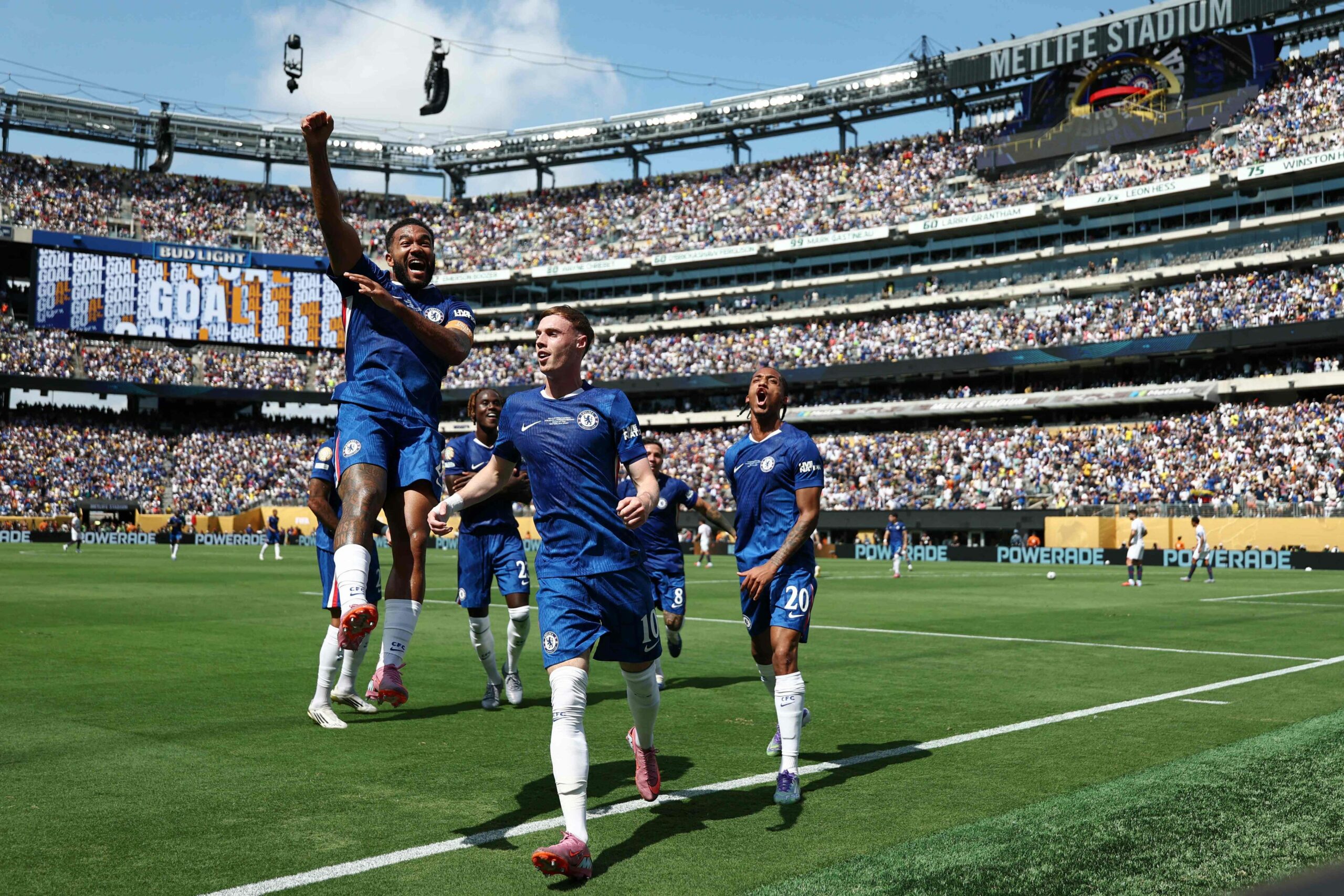 Chelsea godet PSG në finale dhe fiton Kupën Botërore të Klubit