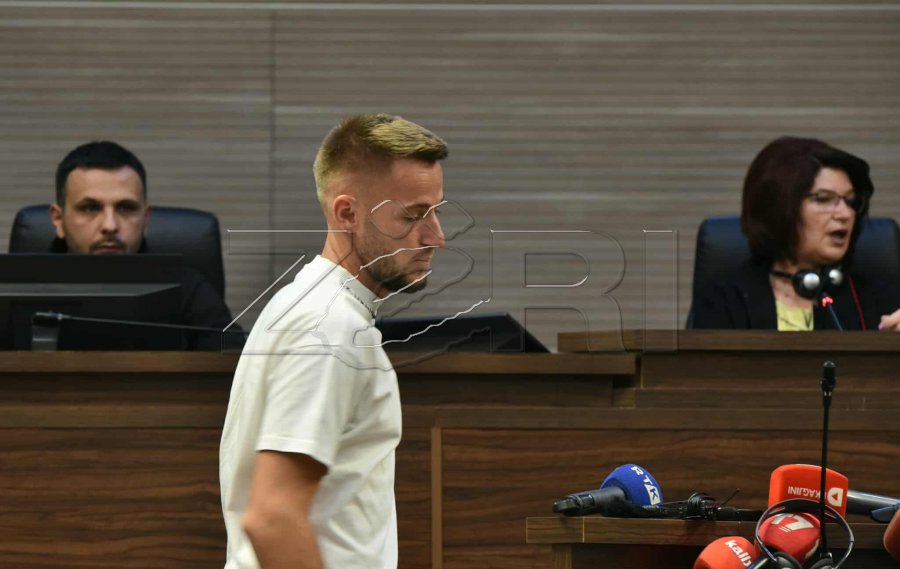 Leonard Ademaj për fëmijët: Pse babi i ndihmoi “hajnit” që ta vrasë nënën