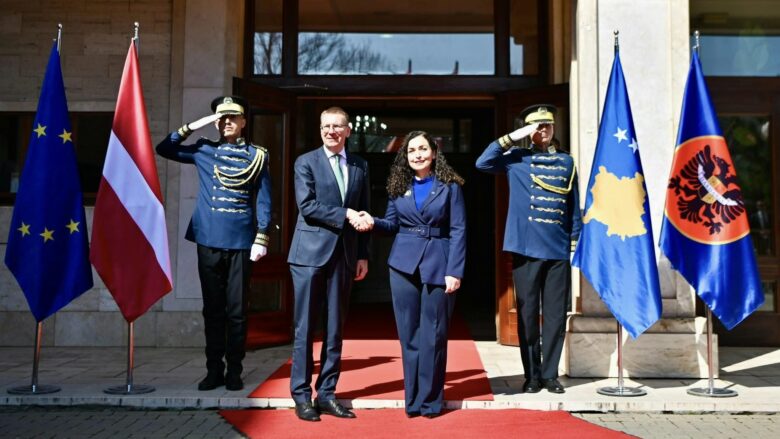 Osmani në Letoni: Vizitë pune për forcimin e marrëdhënieve dypalëshe dhe bashkëpunimin euroatlantik