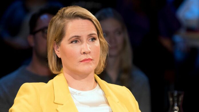 1752518236_news_image_image.gala_.de24414492t92v3w1440r1.7778judithrakersneu.jpg.jpeg