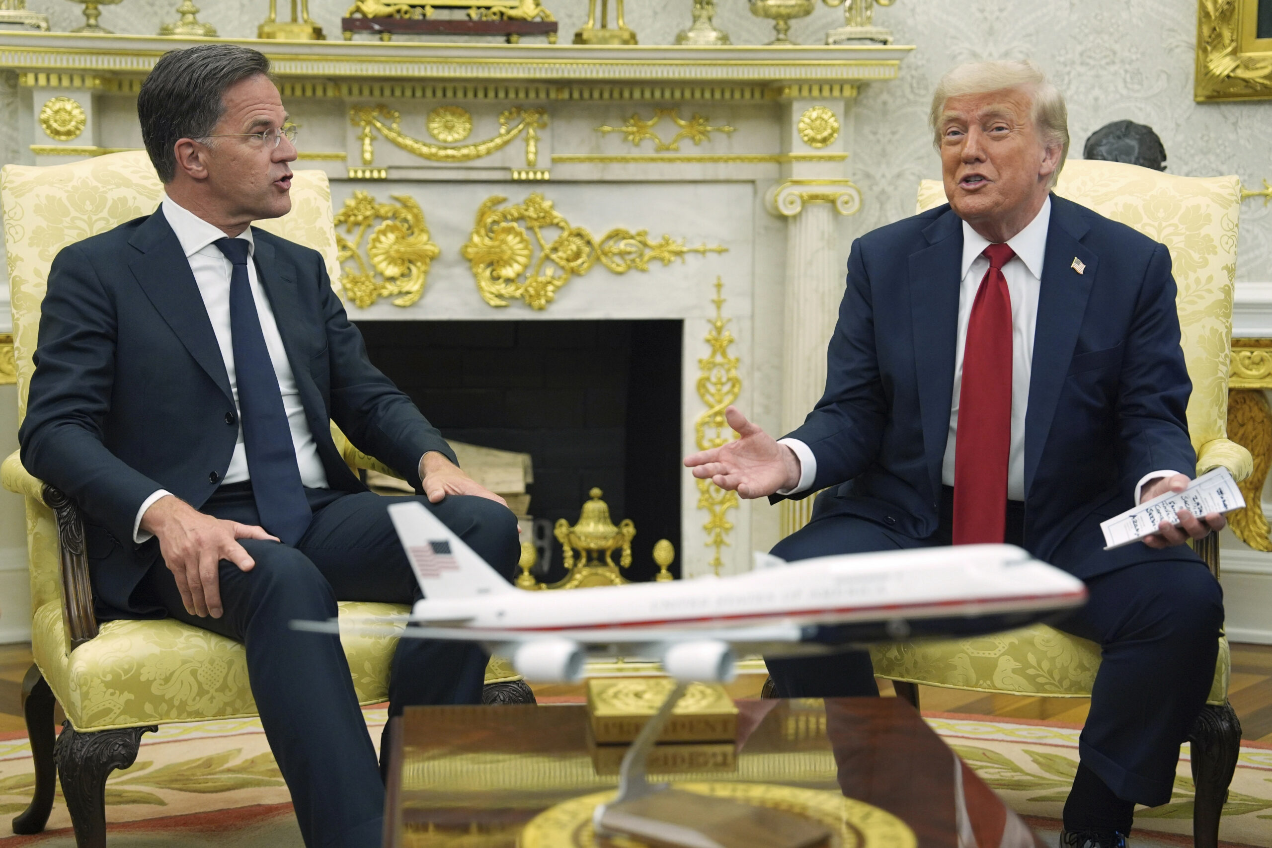 Trumpi kërcënon Rusinë me tarifa nëse s’arrin marrëveshje me Ukrainën për ndaljen e luftës