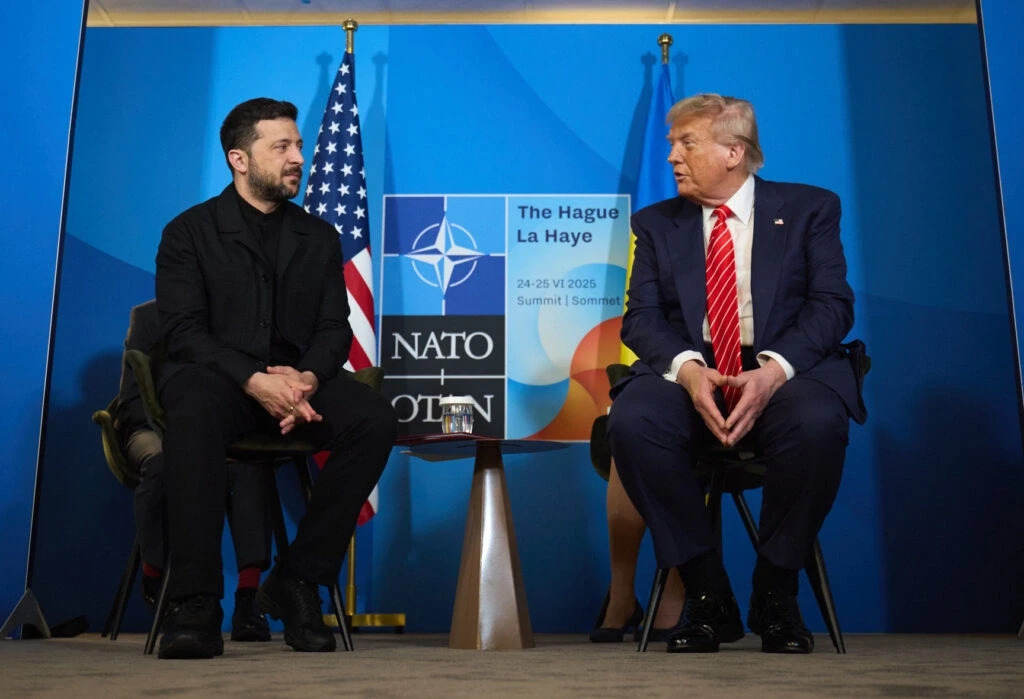 “Financial Times”: Trump e pyeti Zelenskin nëse Ukraina mund të godasë Moskën dhe Shën Petersburgun