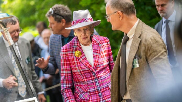 1752609714_news_image_image.gala_.de24418476tf2v6w1440r1.7778koeniginmargrethe.jpg.jpeg