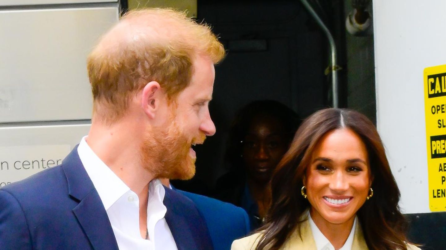 Princi Harry: Ndalimi i udhëtimit! Princi Harry në rrugë pa gruan e tij Meghan në Angola