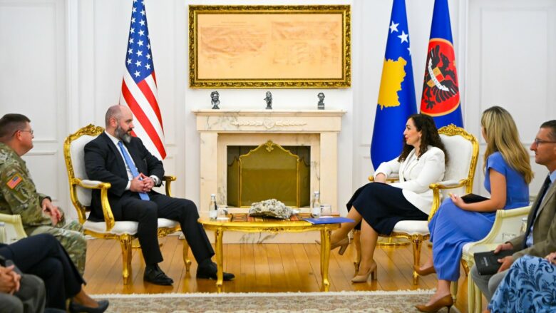 Osmani pas takimit me Baker: Me SHBA-të, Kosova është më e fortë