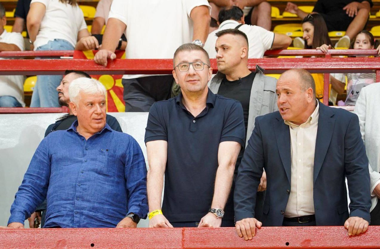 Osmani për thirrjet antishqiptare: Mickoski e humbi mundësinë të tregojë se është kryeministër i të gjithëve
