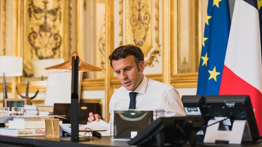 Macron bisedon me Vuçiqin: Folëm në detaje për situatën në rajon, dënojmë çdo veprim të njënashëm që e rrezikon dialogun Kosovë-Serbi