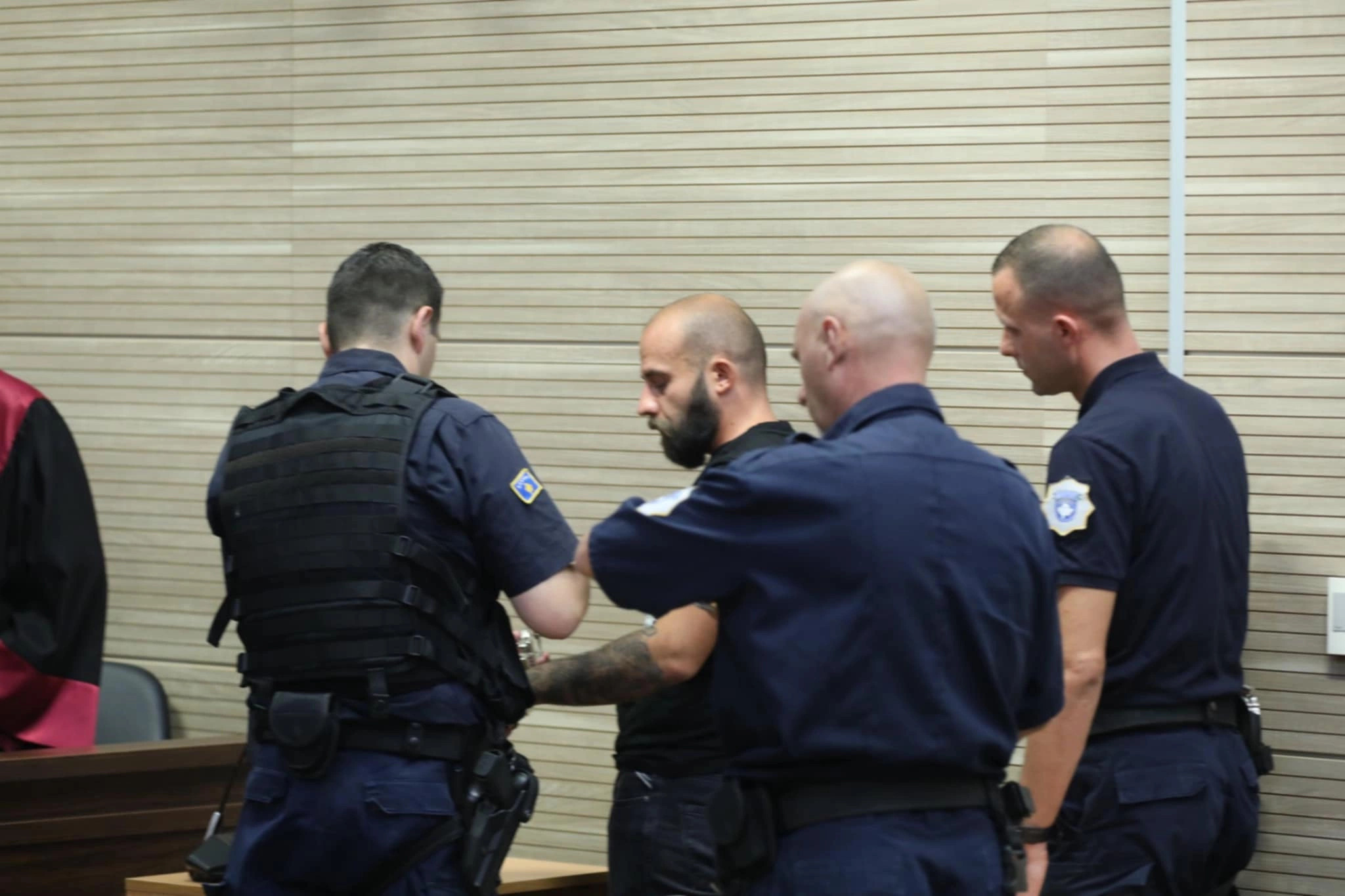 I akuzuari për sulm ndaj KFOR-it, Millosh Antoviq, e pranon fajësinë