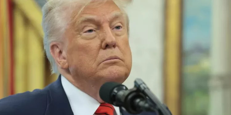 600 ish-zyrtarë izraelitë i bëjnë thirrje Trump-it për t’i dhënë fund luftës në Gaza