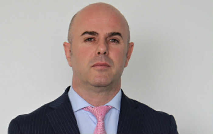 KPK mban takim të jashtëzakonshëm, e anulon vendimin për ta pajisur me veturë Koordinatorin Kujtim Munishi