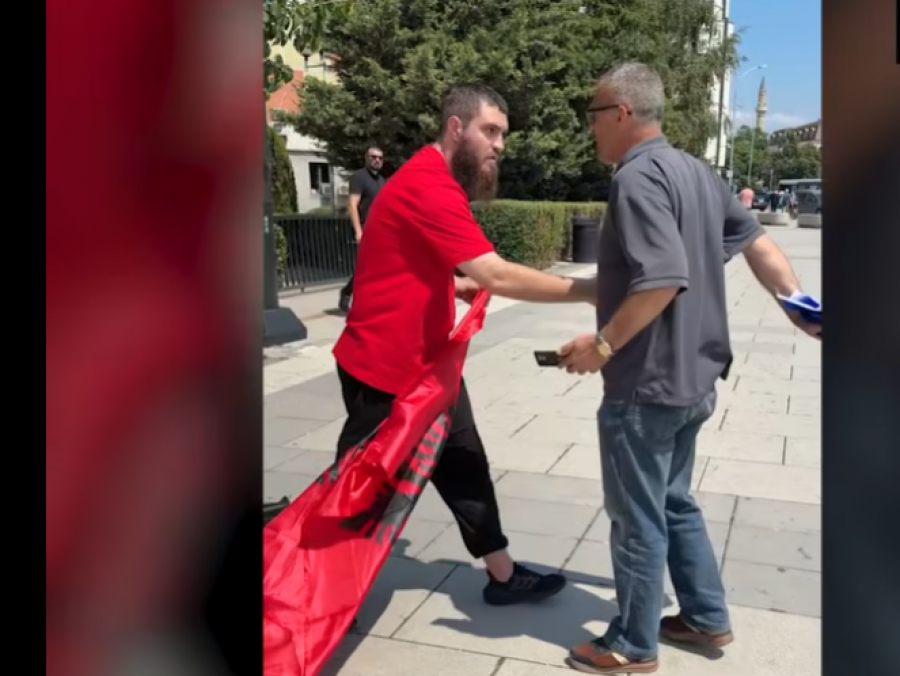 Shoqërohet në Polici qytetari nga Shqipëria, që përdhosi flamurin e Kosovës në shesh