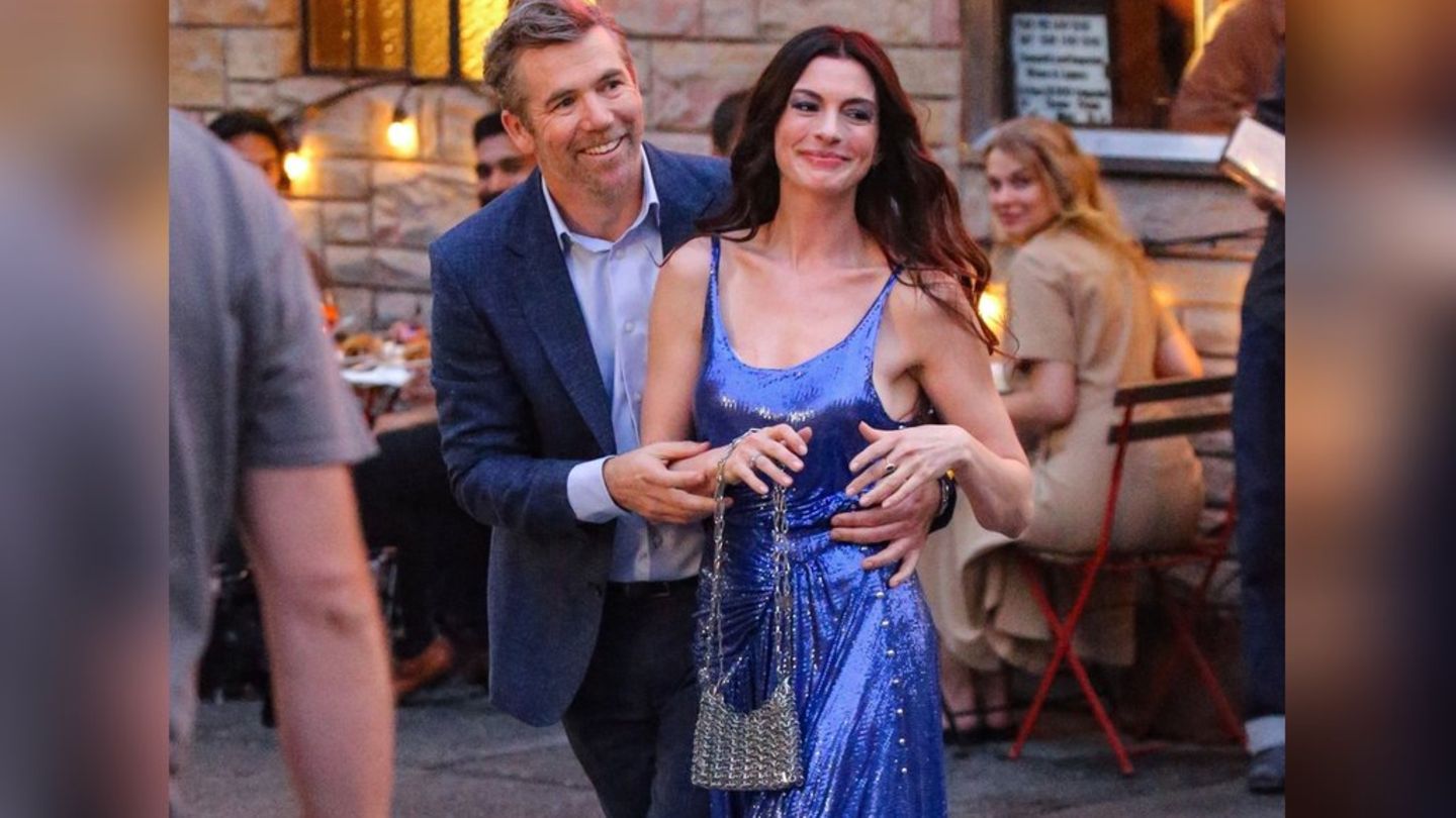 Patrick Brammall në “Teufel vesh Prada 2”: Kush është i ri pranë Anne Hathaway?