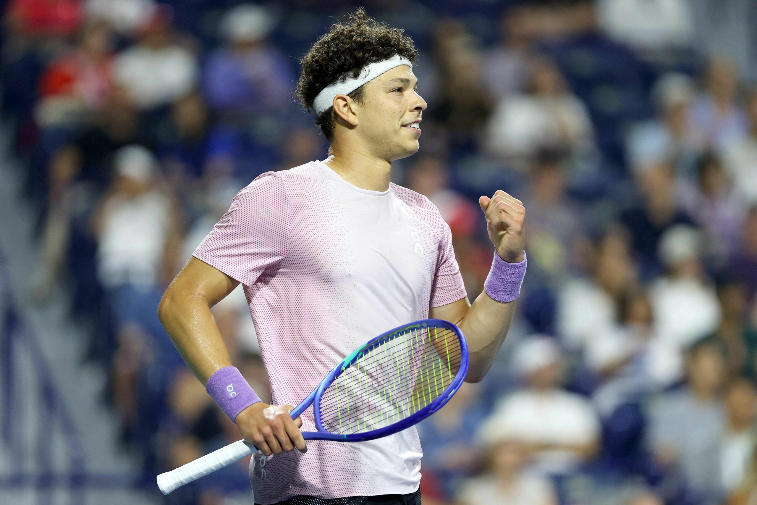 Shelton rrëzon Khachanov në fund të pezullimit
