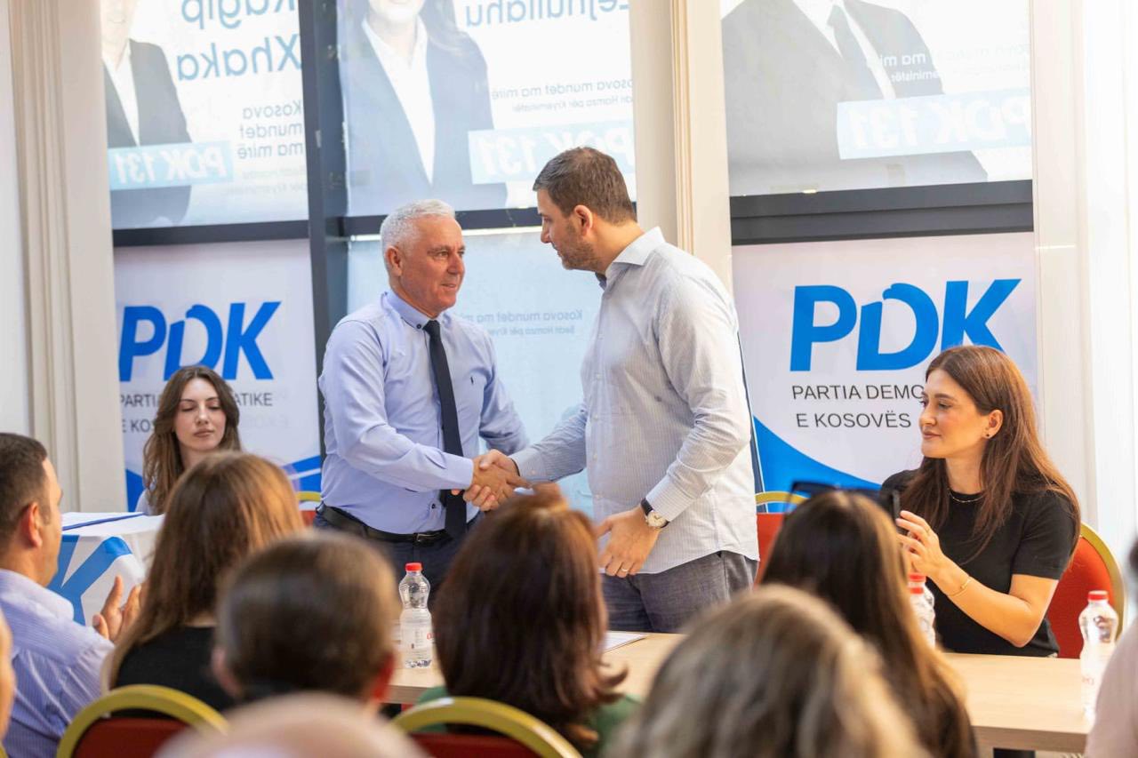 Memli Krasniqi zyrtarizon kandidatin e PDK-së për Podujevën