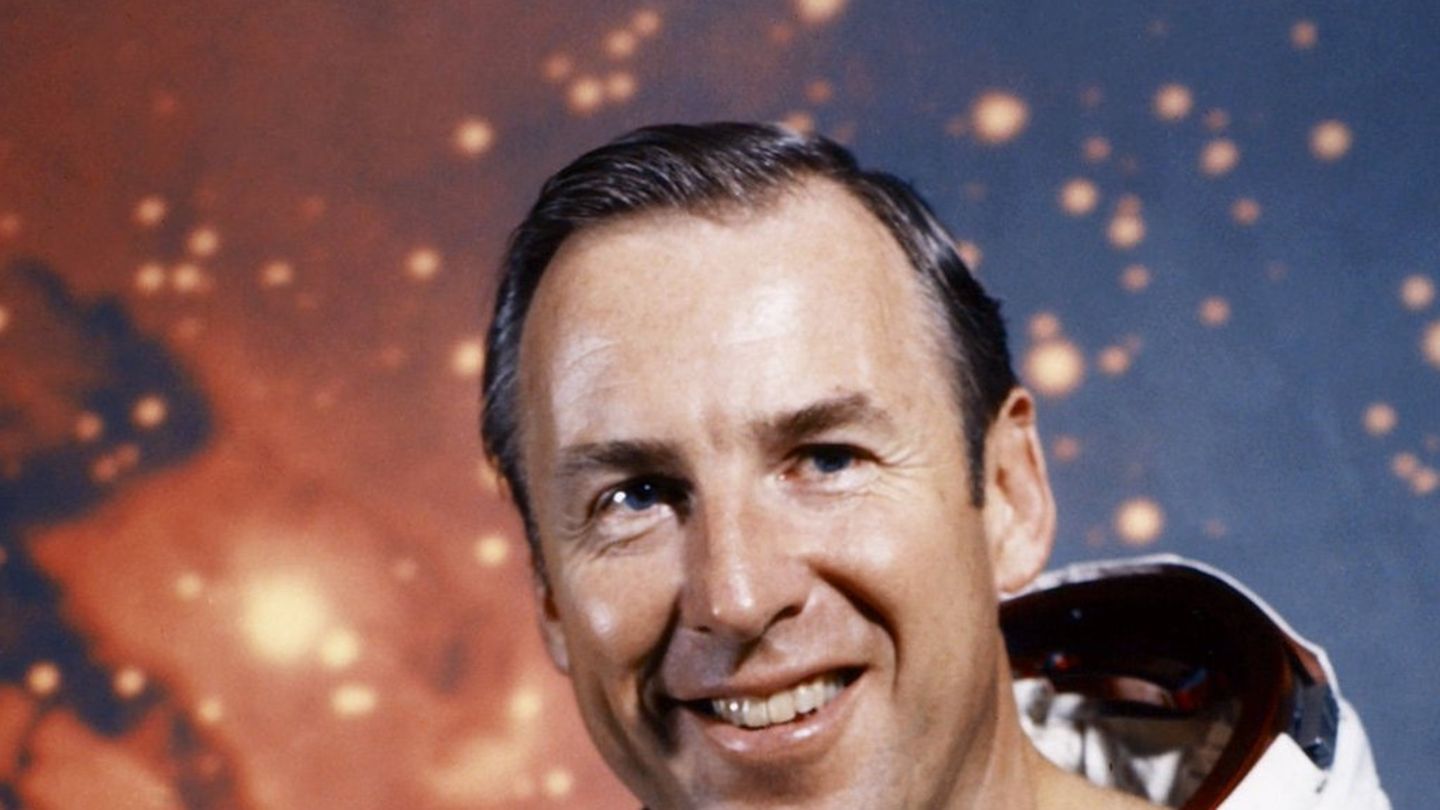 Jim Lovell: Komandanti “Apollo 13” vdiq