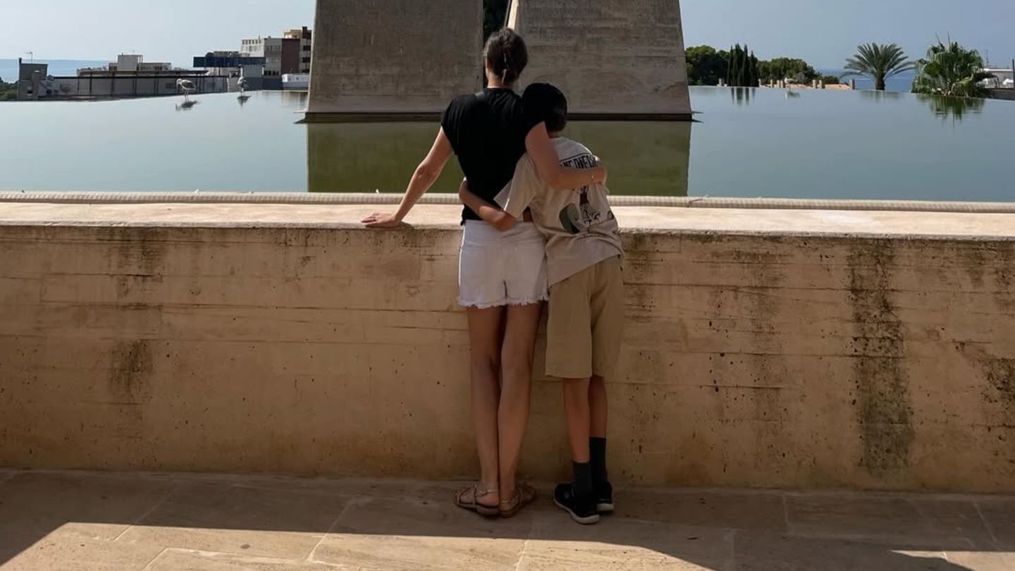 Star Kids 2025: Alexandra Maria Lara ndan foto të rralla me djalin e saj