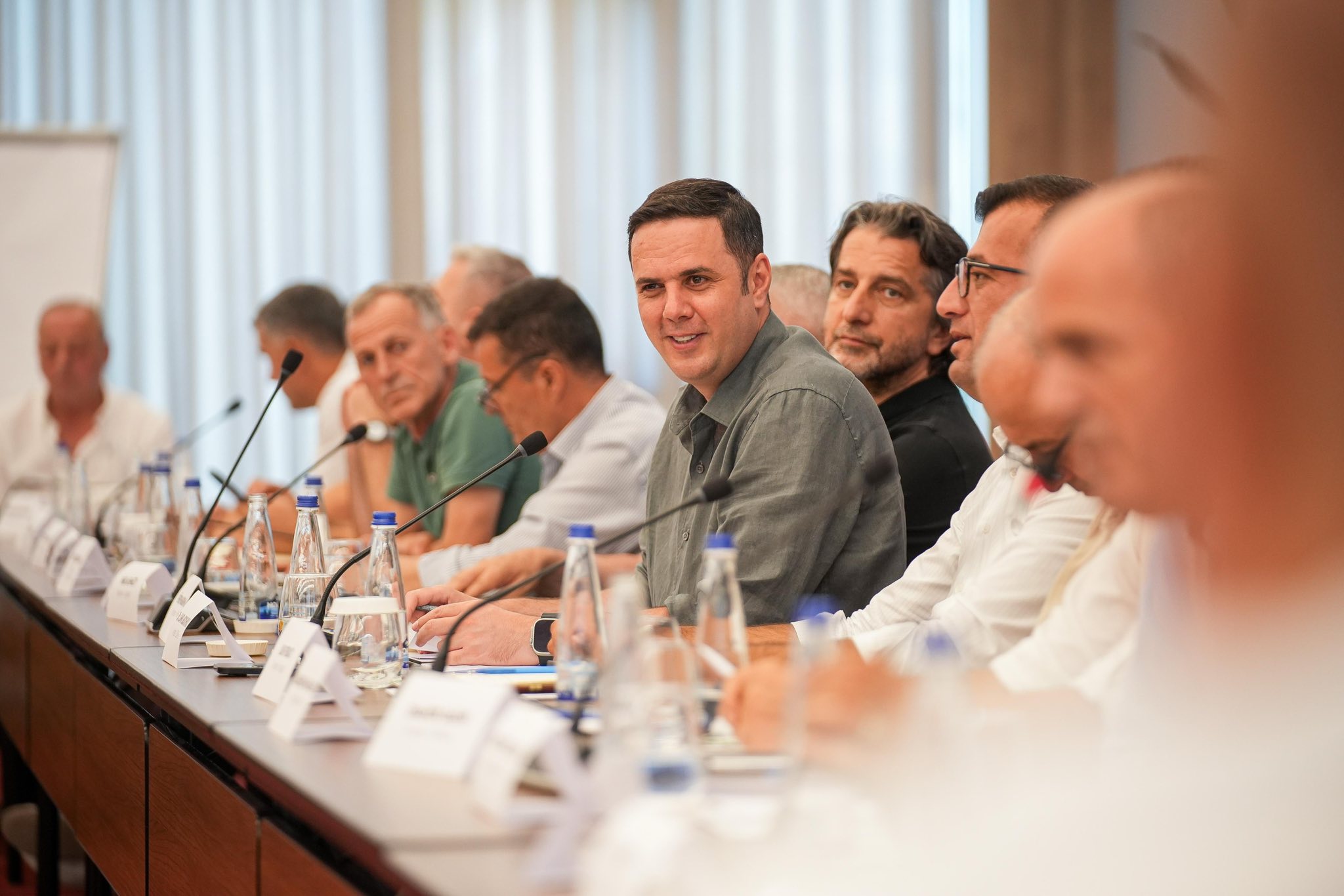 LDK mban punëtori përgatitore për zgjedhjet, Abdixhiku: 12 tetori, koha të zgjedhim zhvillimin mbi propagandën