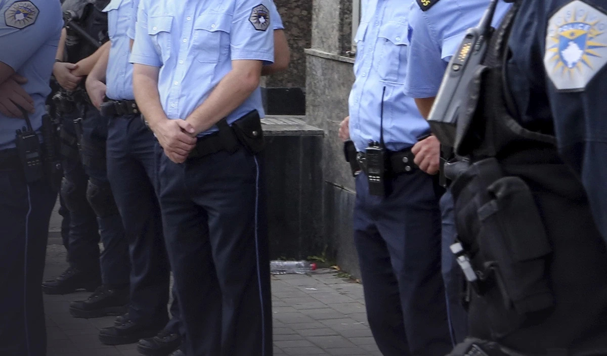 Rrahje masive në Kllokot, të përfshirë policë jashtë detyrës zyrtare