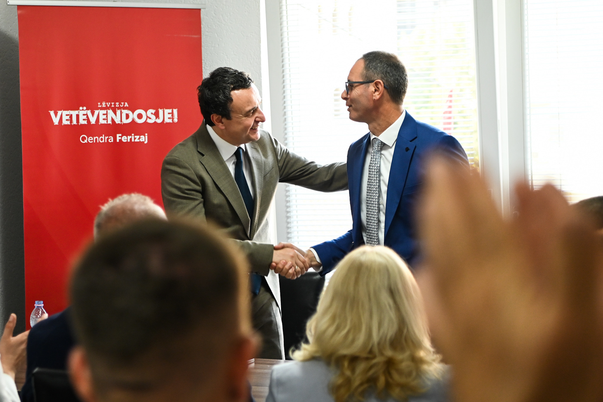 As Dimal Basha as Hekuran Murati, Kurti e kandidon për kryetar të Ferizajt një figurë lokale atje