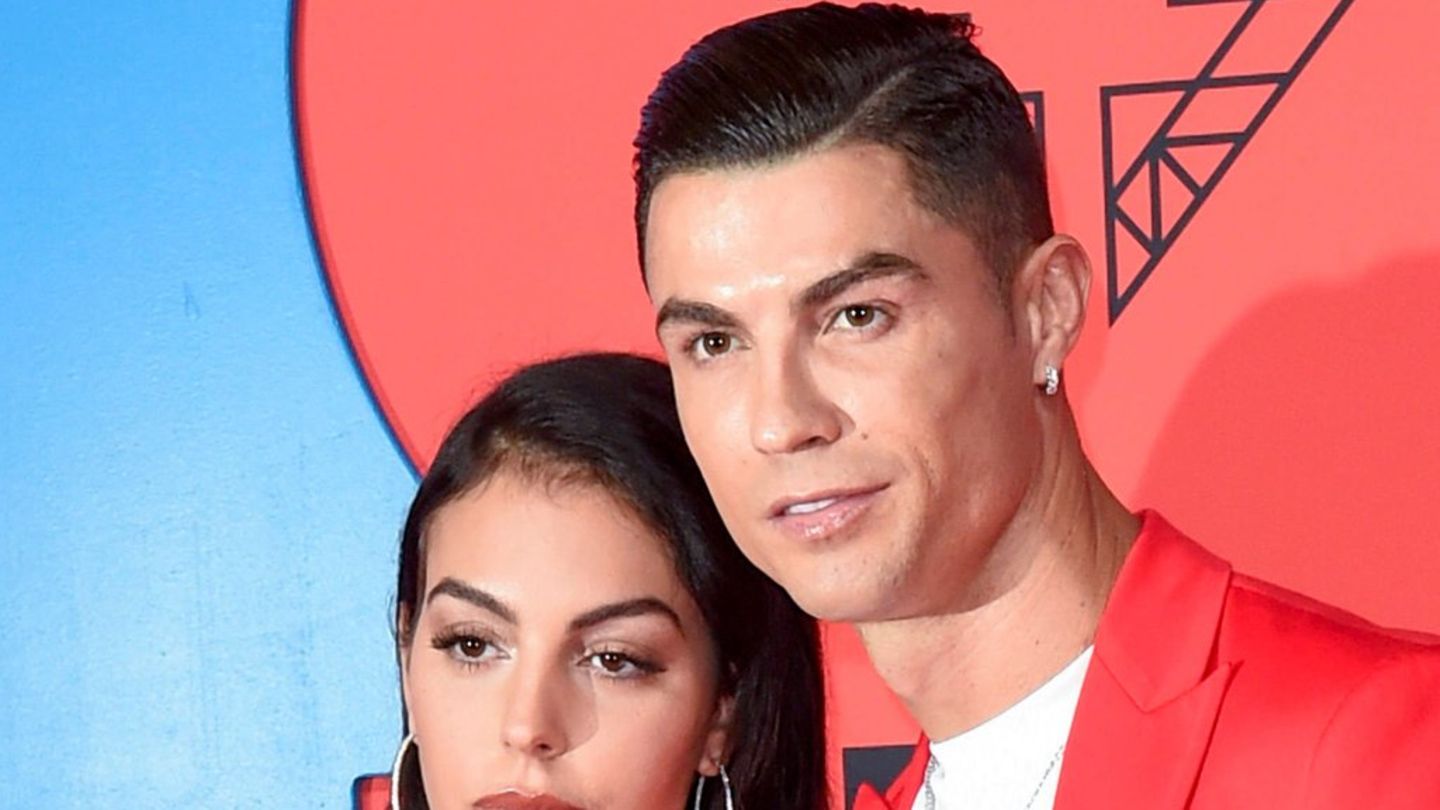 Cristiano Ronaldo: Ylli i Futbollit u fejua