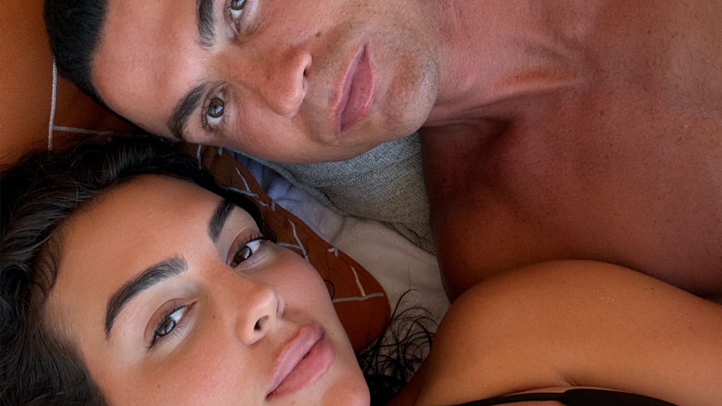Cristiano Ronaldo + Georgina Rodríguez: Karat, Sniff, Pricemimi: Gjithçka në lidhje me unazën mbresëlënëse të fejesës