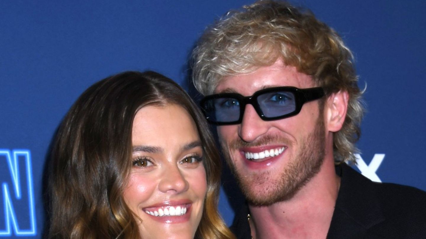 Model Nina Agdal dhe YouTuber Paul Logan: Romantic Po Word në Itali