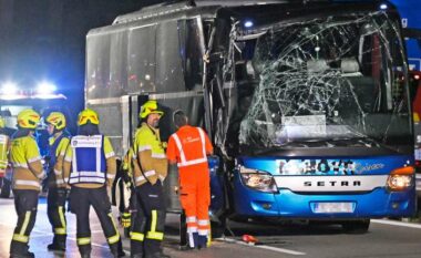 Dubova Reisen konfirmon aksidentin e autobusit në Gjermani, thotë se tre udhëtarë janë lënduar lehtë