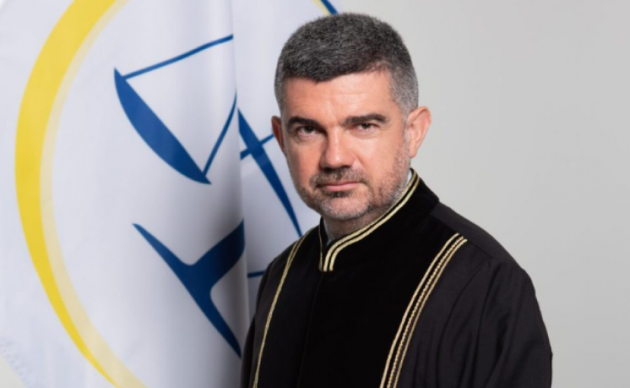 Amerika sanksionon ish-gjyqtarin e Speciales në rastin e ish-presidentit Thaçi