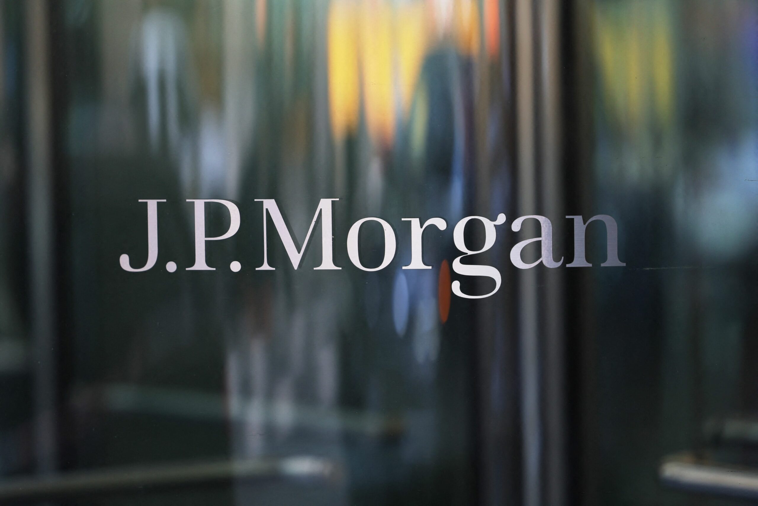 Gjobë prej 3 milion për JP Morgan Bank