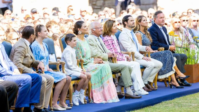 1755945466_news_image_image.gala_.de24439858tHFv3w1440r1.7778koeniginsilviakoenigcarlgustafteaser.jpg.jpeg