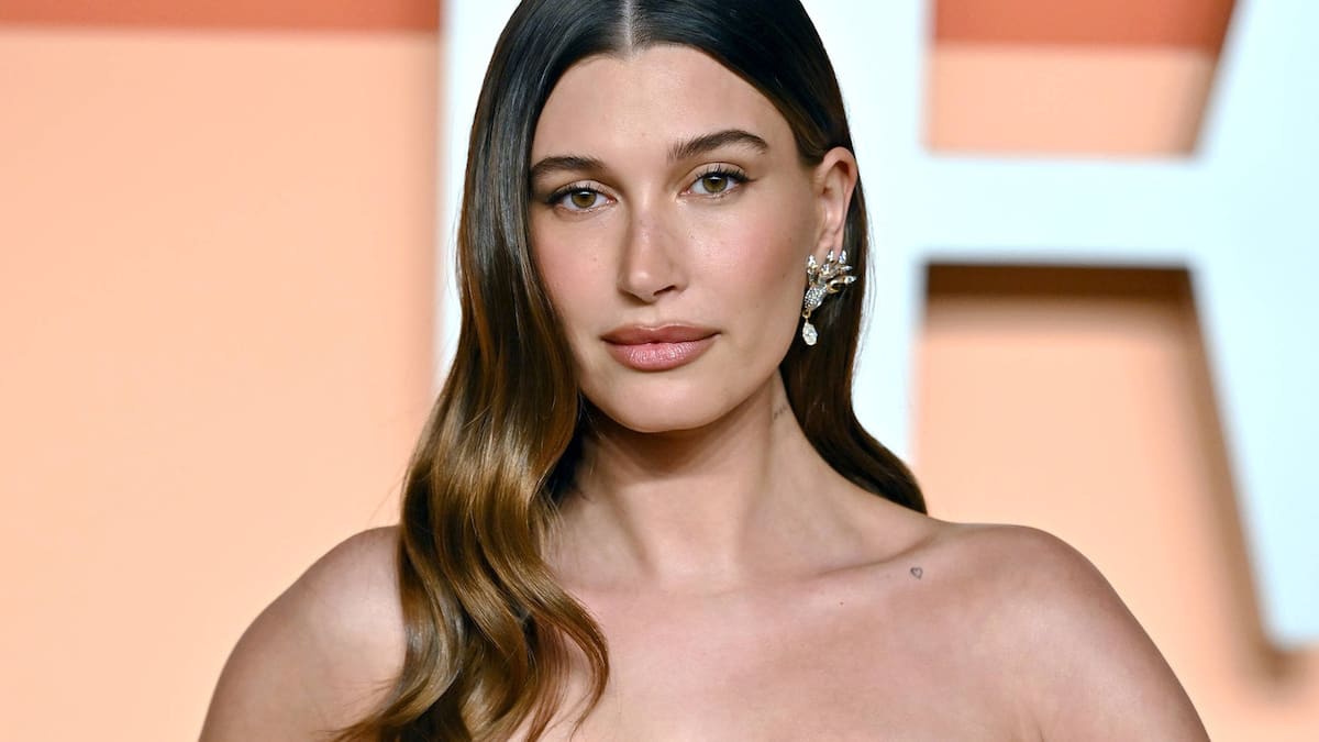 Hailey Bieber feston djalin e saj Jack Blues Ditëlindjen e Parë