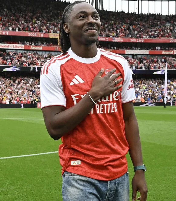Eze zhvendoset përsëri në arsenalin +++ ylli nati-shootting Wandeler në West Ham