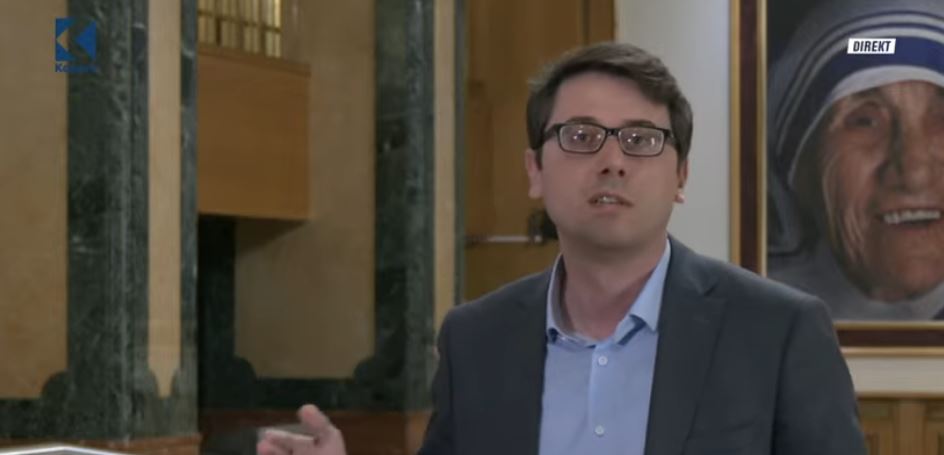 “Ju hoq peta laknorit”, Murati: U dëshmua se opozita po e mban të bllokuar Kuvendin