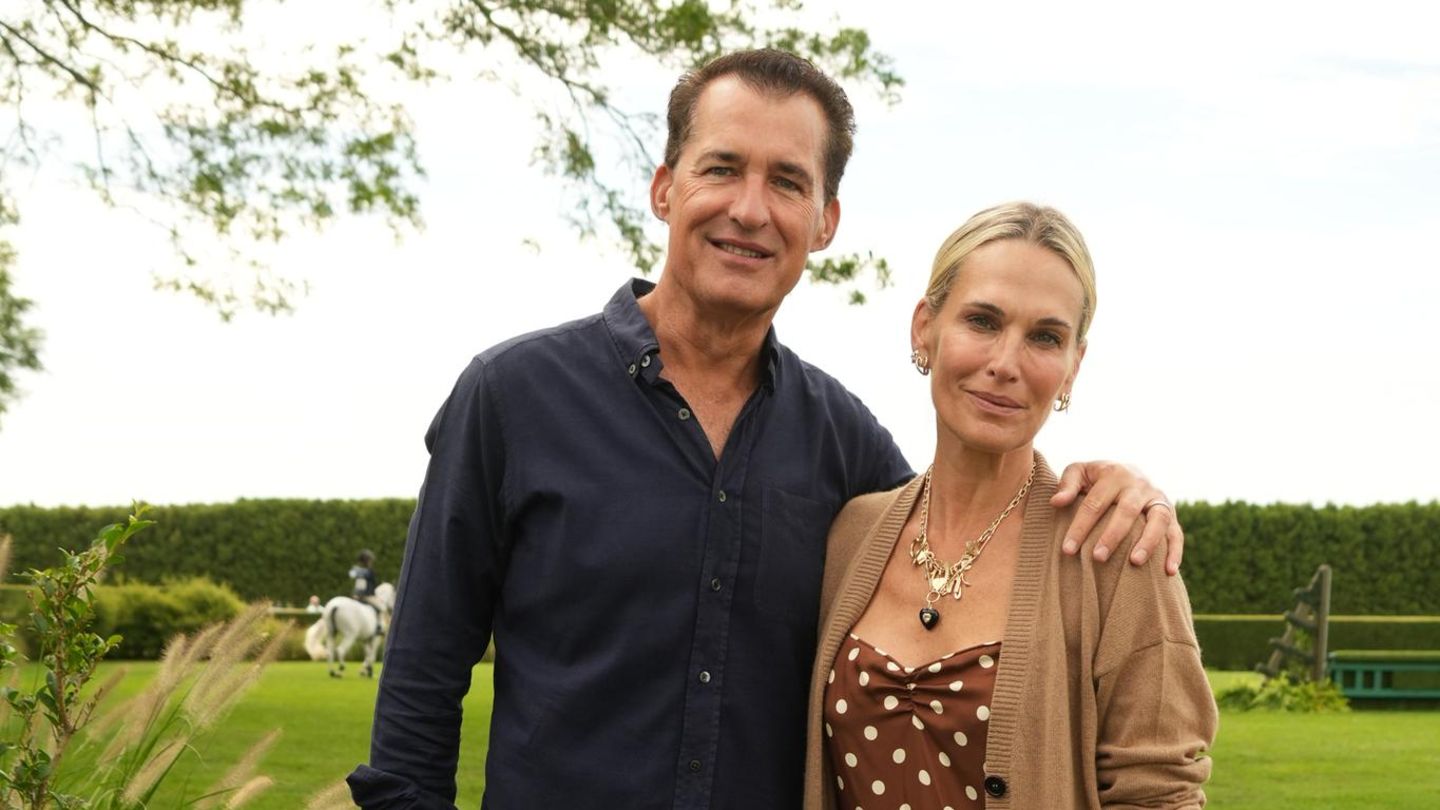 Yjet në Ngjarjet 2025: Molly Sims sjell një prekje të Hollivudit në Hamptons