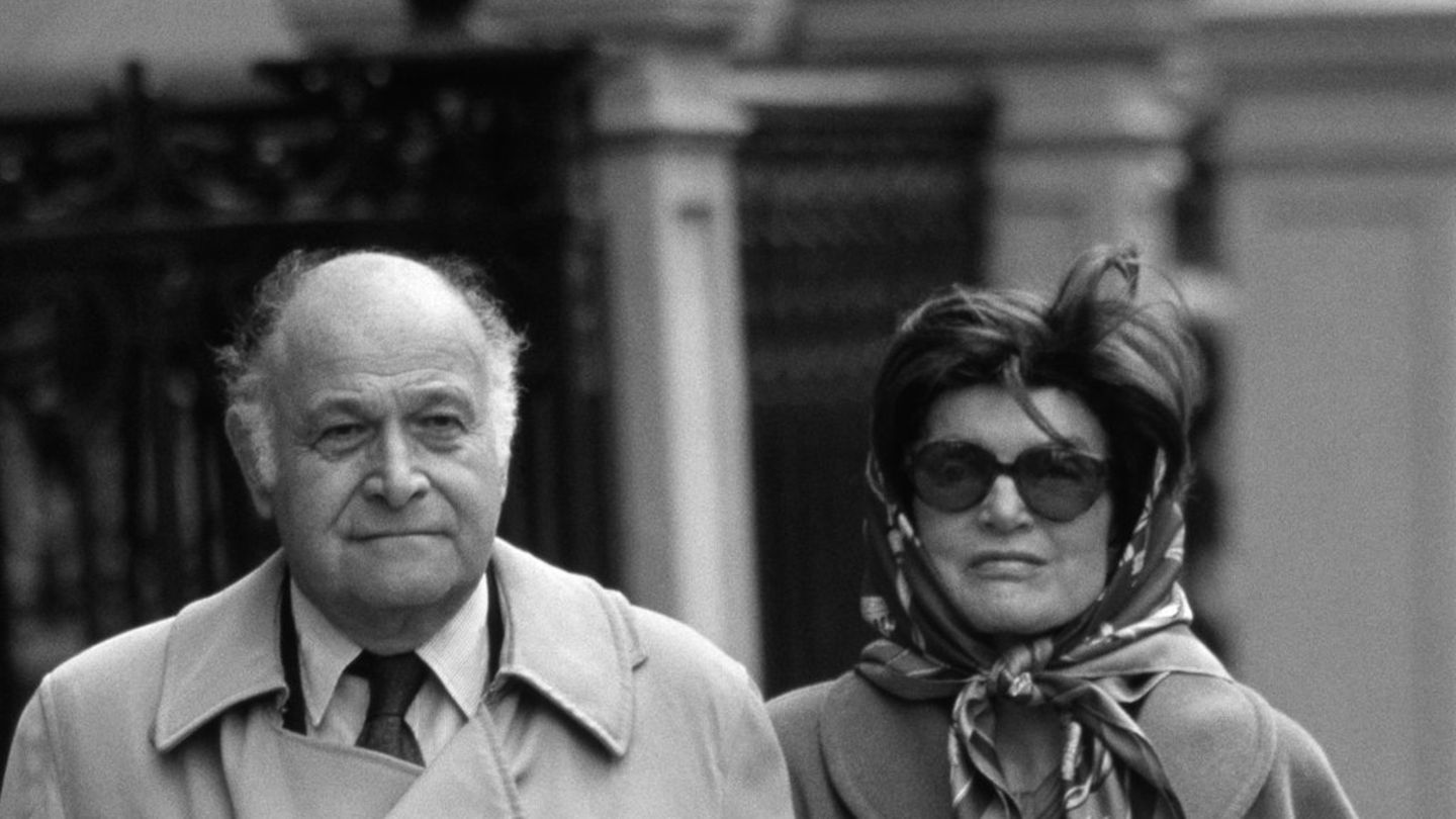 Jackie Kennedy Onassis: Dashuria e saj e fundit ka vdekur