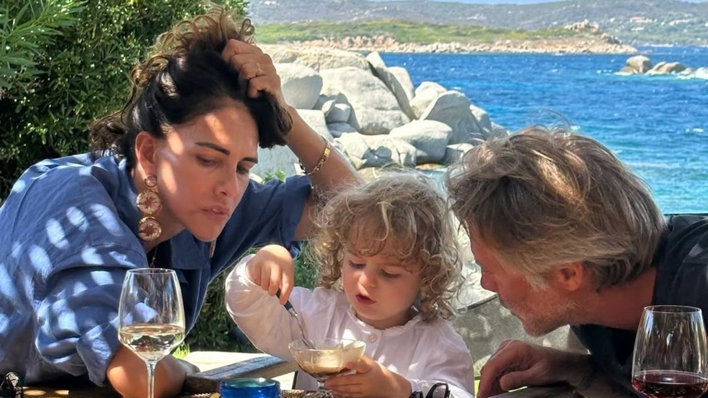 Victoria Romanowna Bettarini + Princi i Madh Georgi Romanow: Royale Surprise! Këto dy familje bëhen bashkë