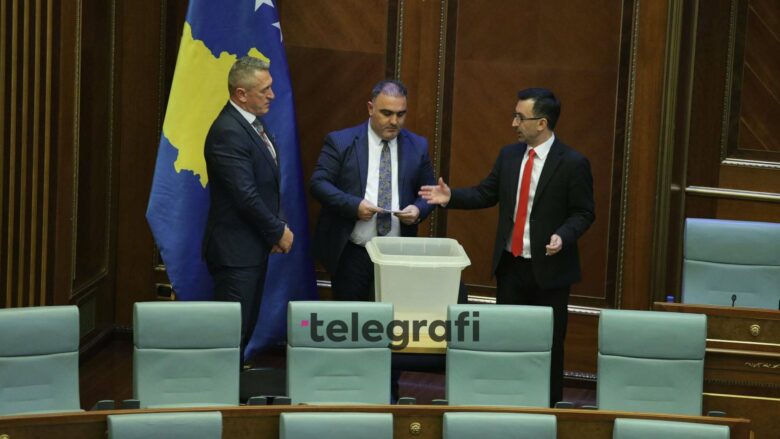 Nenad Rashiq dështon të bëhet nënkryetar i Kuvendit, mori vetëm 55 vota