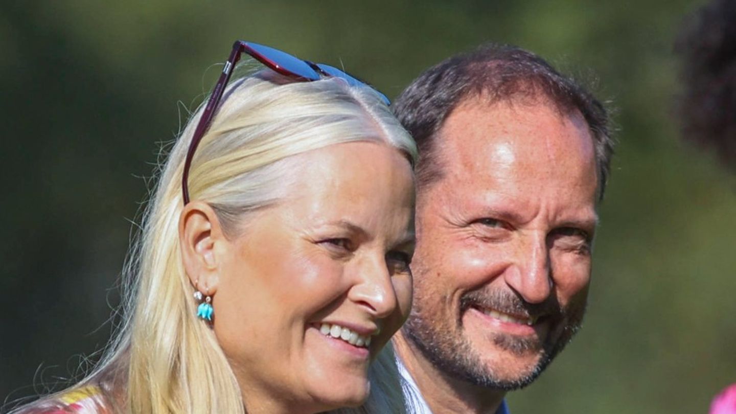 Mette-Marit në Bergen: Paraqitja e parë pas akuzave kundër Marius