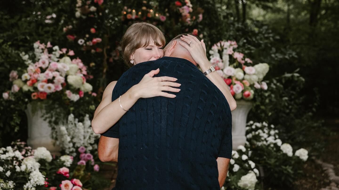 Taylor Swift: “Ajo u bë e paduruar!” Babai -in -Law zbulon detaje rreth angazhimit
