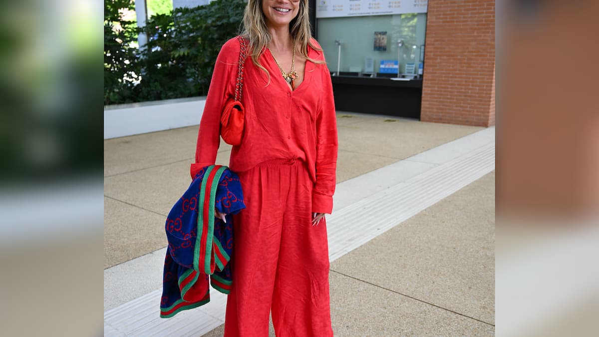 Heidi Klum frymëzon në një pamje të kuqe të plotë në Venecia