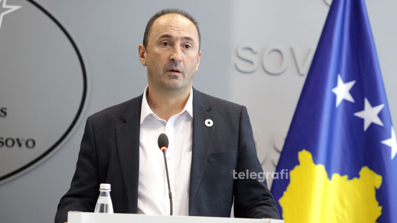 Liburn Aliu jep dorëheqje nga pozita e ministrit të Mjedisit, shkak zgjedhja e Dimal Bashës për kryetar të Kuvendit