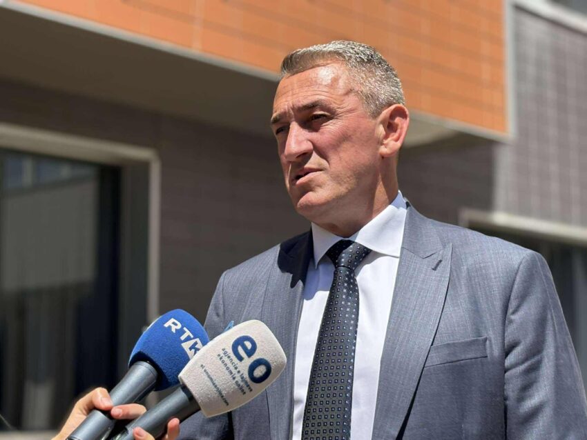Rashiq: Nuk e kam shkel Kushtetutën, nesër do të kandidoj përsëri për nënkryetar